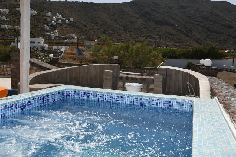 Starlight Luxury Seaside Villa