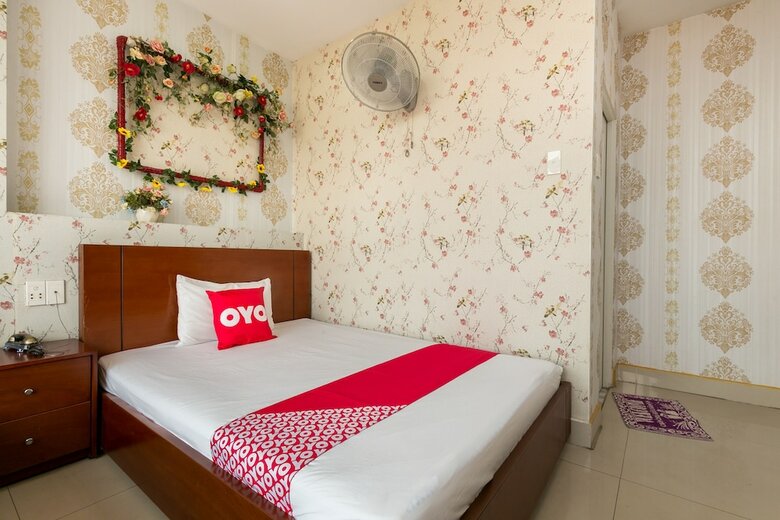 Oyo 430 Hoang Van Hotel
