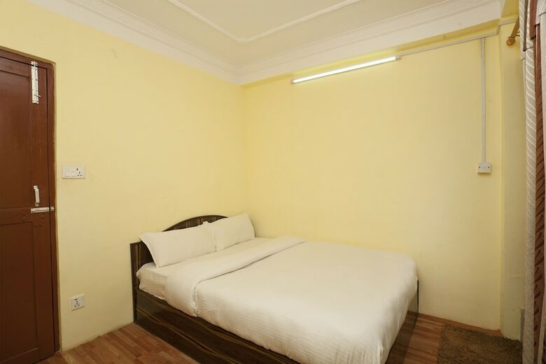 Spot On 443 Mountain Wall Hotel