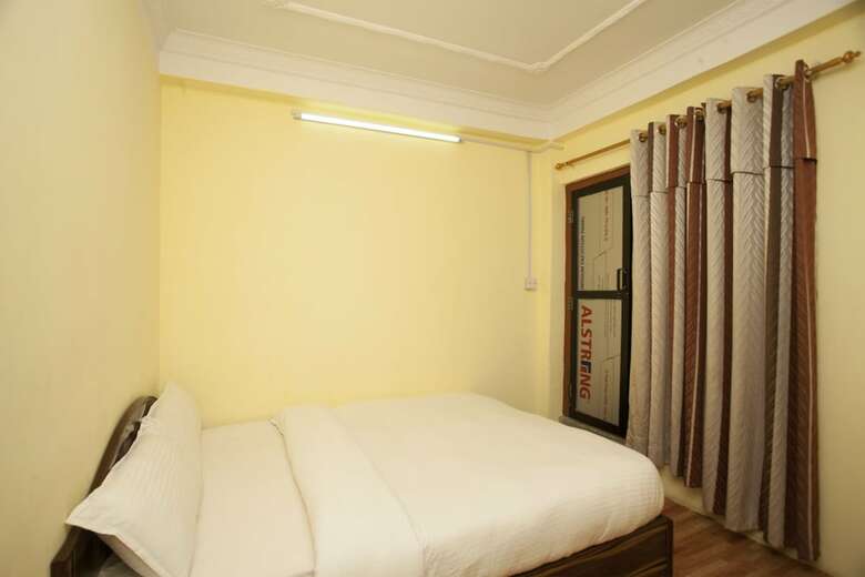 Spot On 443 Mountain Wall Hotel