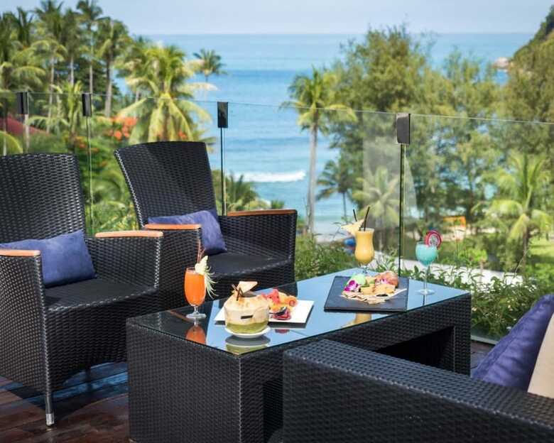 Hotel Joy Phucket Absolute Twin Sands Resort