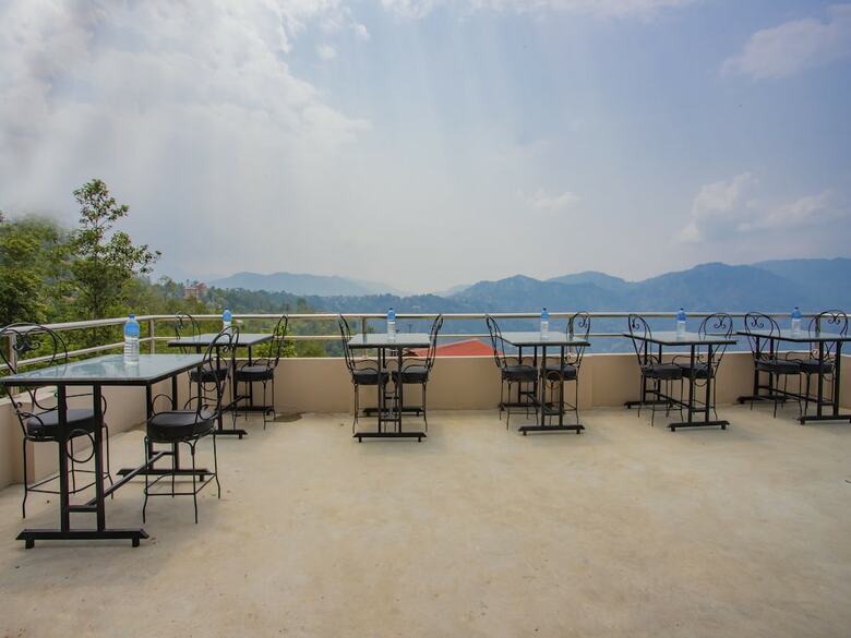 Oyo 460 Hotel Landmark