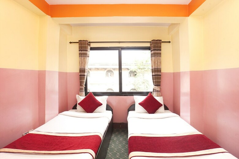 Spot On 465 Hotel Brunei Holiday Inn
