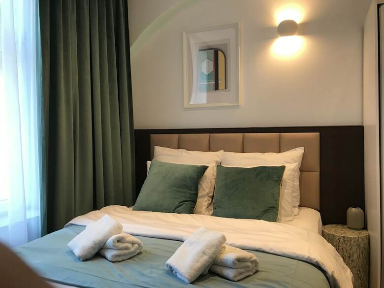 Hotel Good Bed - Azure Central Apartment