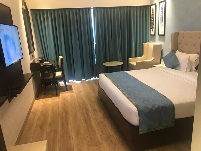 Hotel Enrise By Sayaji Rau ( Indore)
