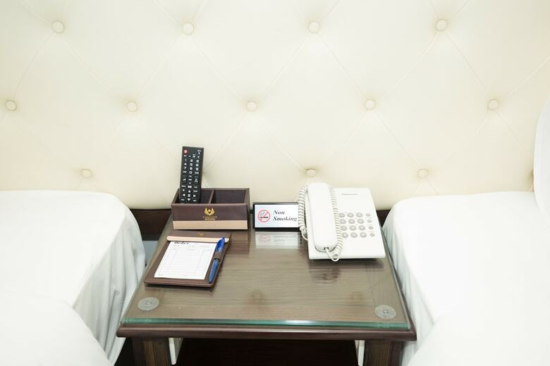 Vincent Halong Hotel