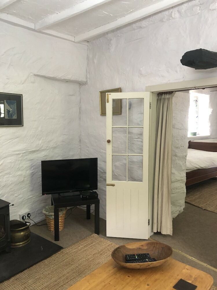 Coedmor Cottage