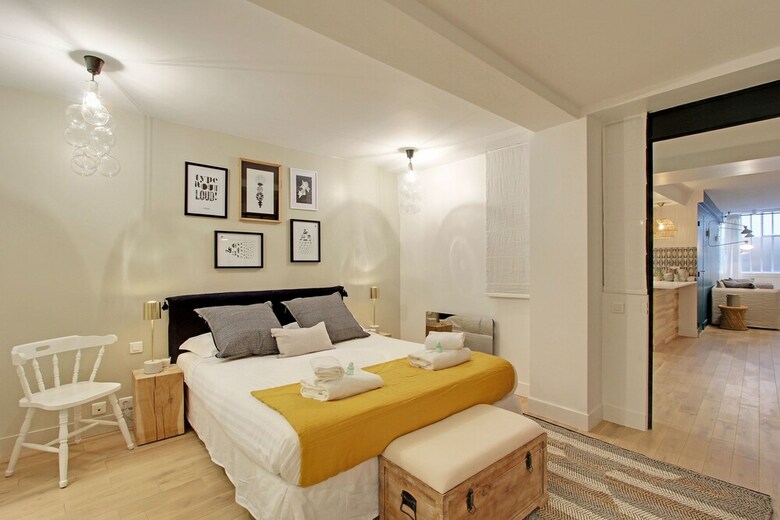 Pick A Flat's Chatelet Jour Apartments