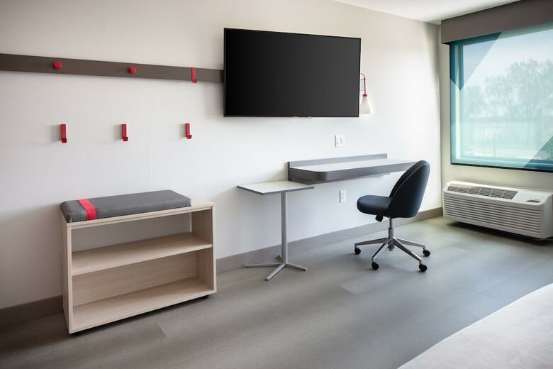 Avid Hotels Madison - Monona