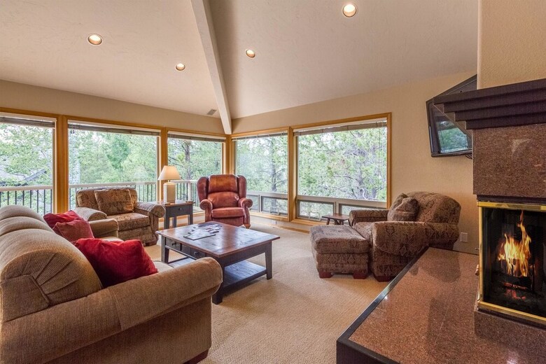 White Elm 30