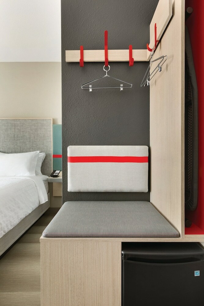 Avid Hotels Beaumont