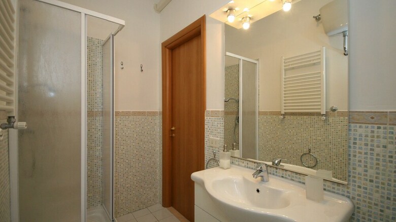 Rental In Rome Red & White Apartment