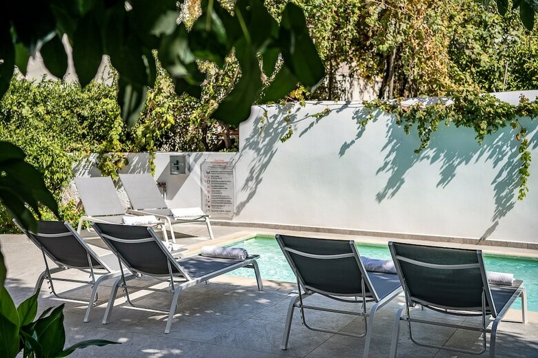 Epavli Boutique Hotel