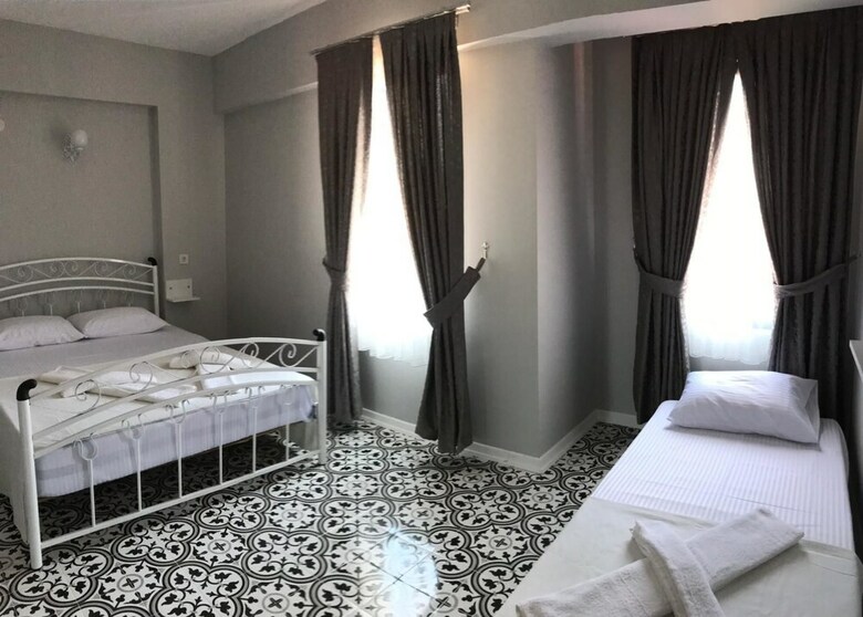 Hotel G�nes Ada Otel