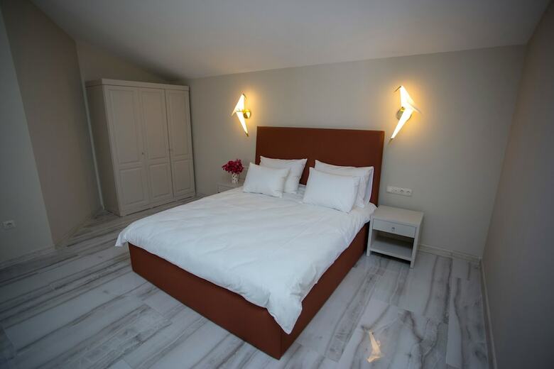 Downtown Hotel