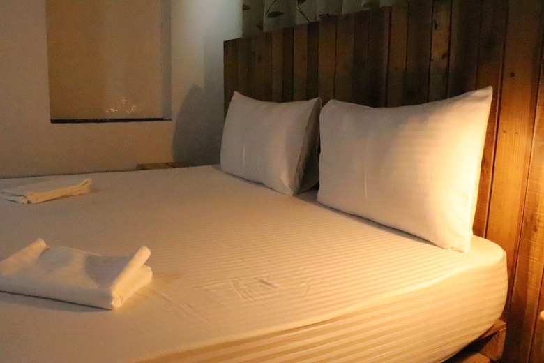 Hostal Miracle City Inn Hostel