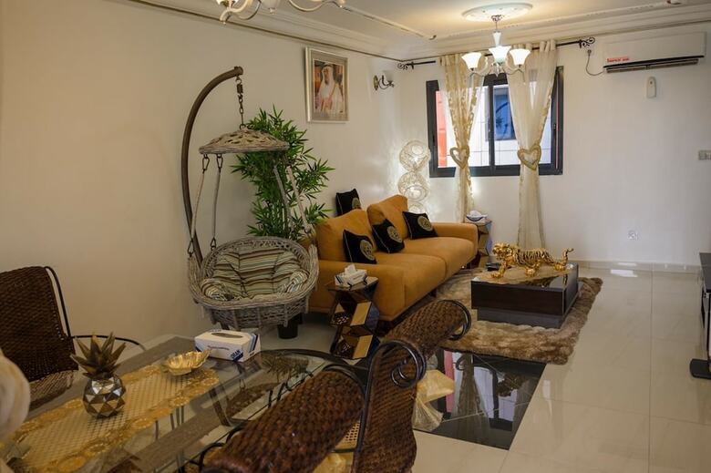 Apartamentos Monde Arabe Guest House
