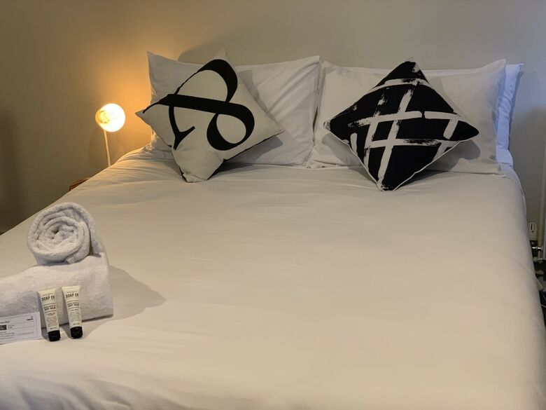 Hostal Snowman Lodge
