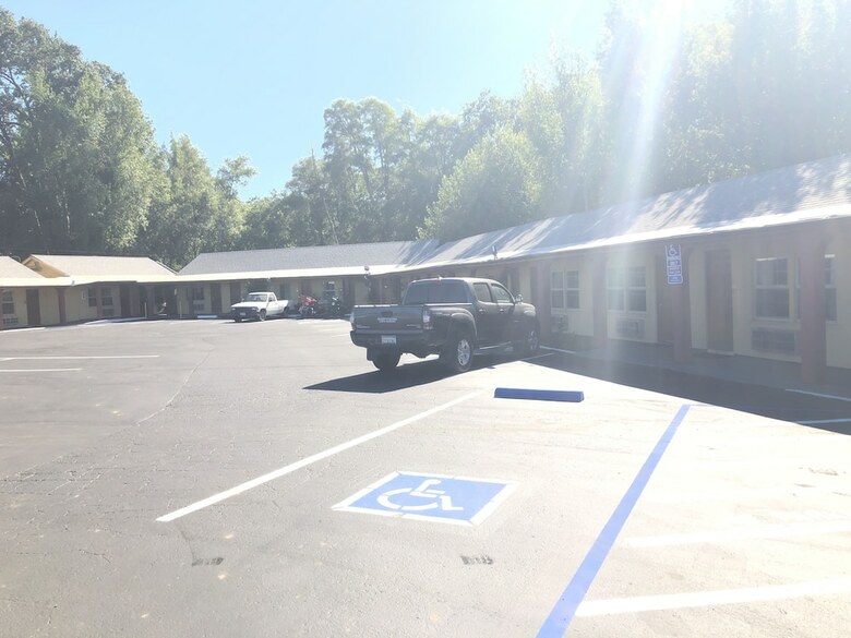 Motel Western Village Inn