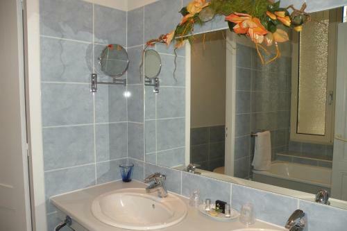 Hostal Chambre D'h�tes De L'abricotier