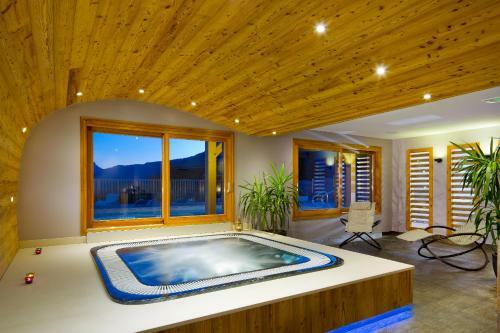 Logis Hotel & Spa Beau-site