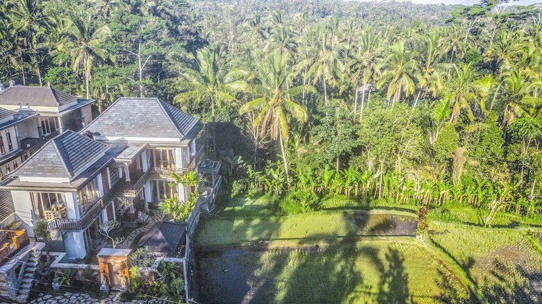 Bed & Breakfast Sanggraloka Suite