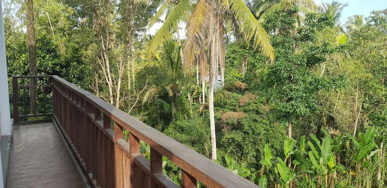 Bed & Breakfast Sanggraloka Suite