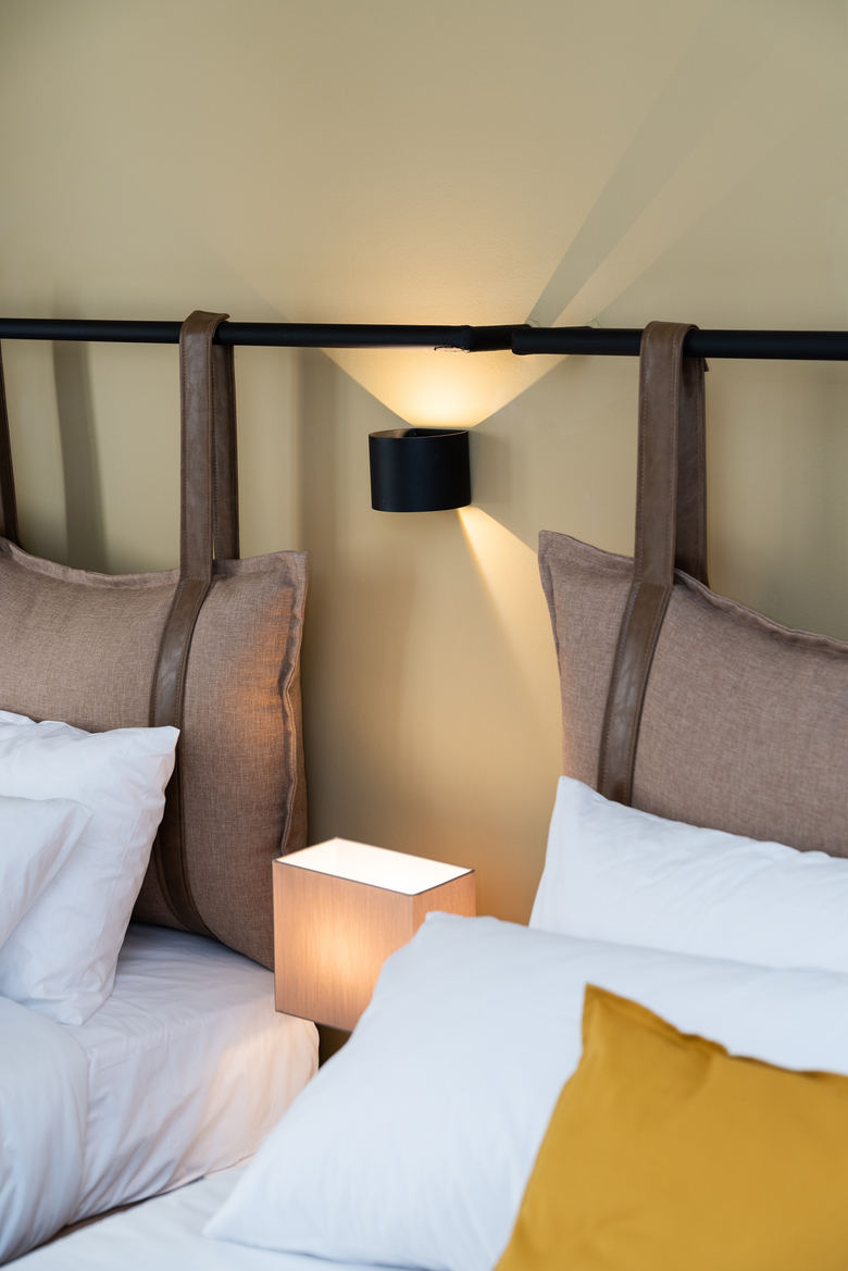 Hotel Tier Collection