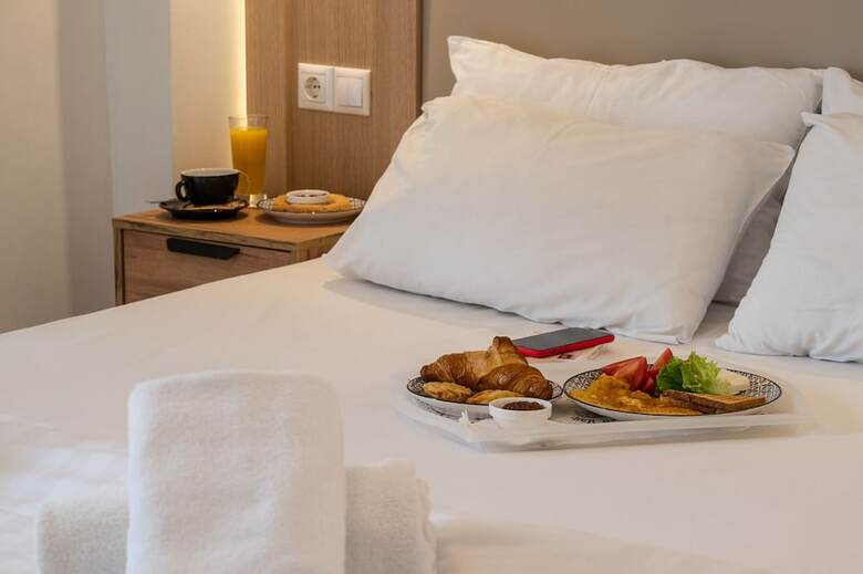 Hotel Tier Collection