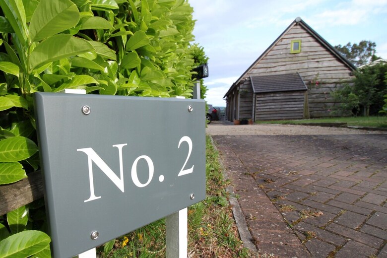 Bed & Breakfast Stay At No.2