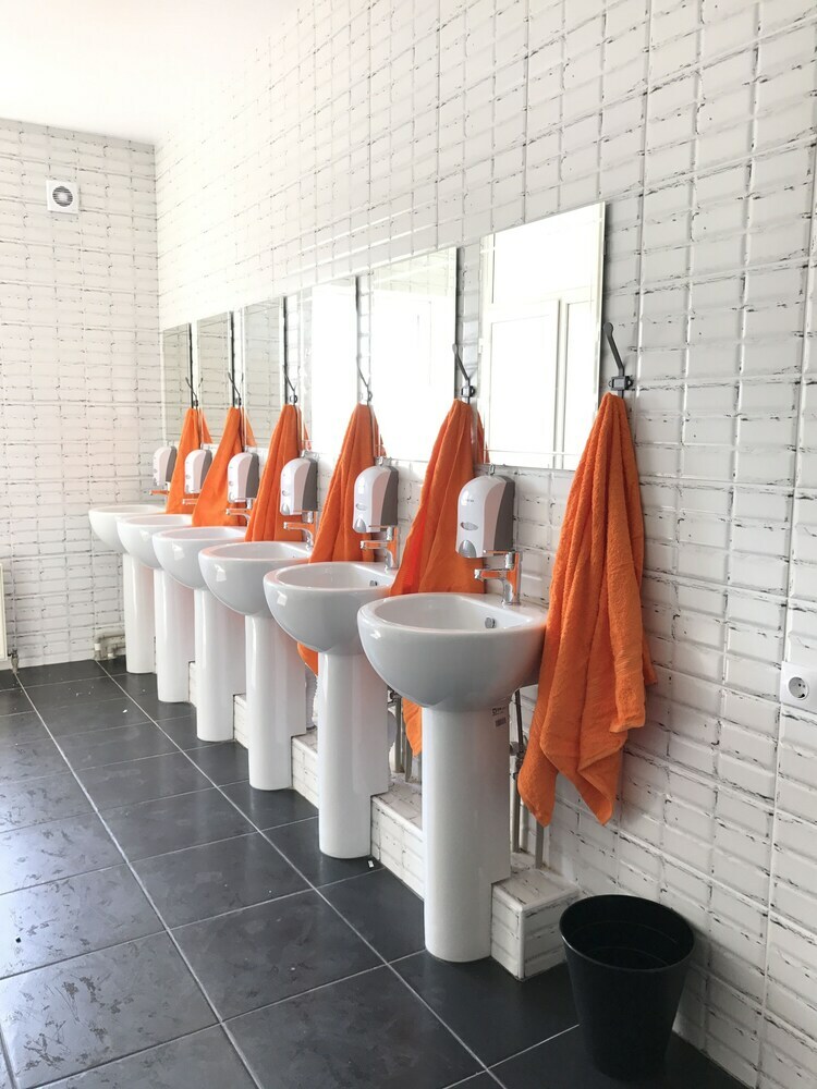 Hostal Hostel Uyutnyy Dom
