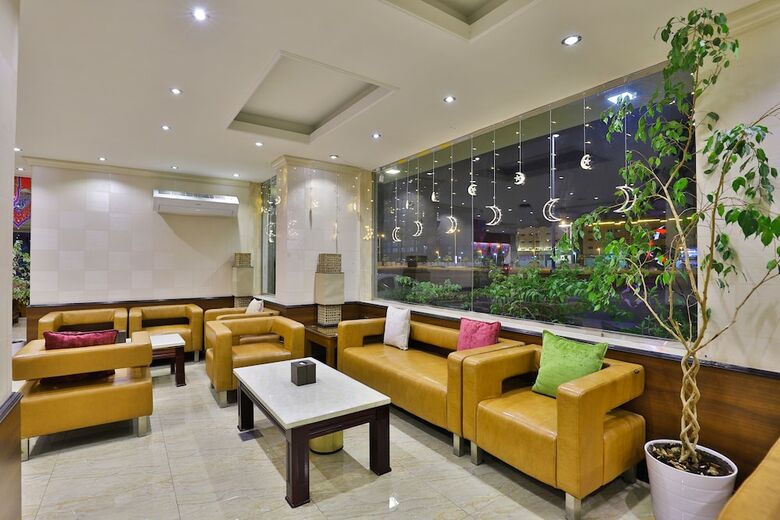 Oyo 240 Roshan Gulf Hotel Suites