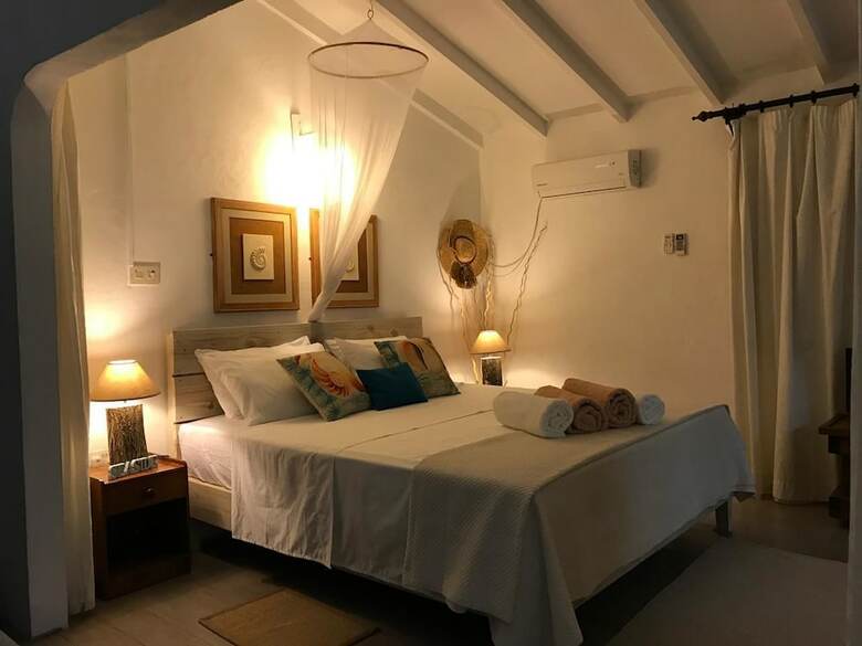 VI Miles Lodge