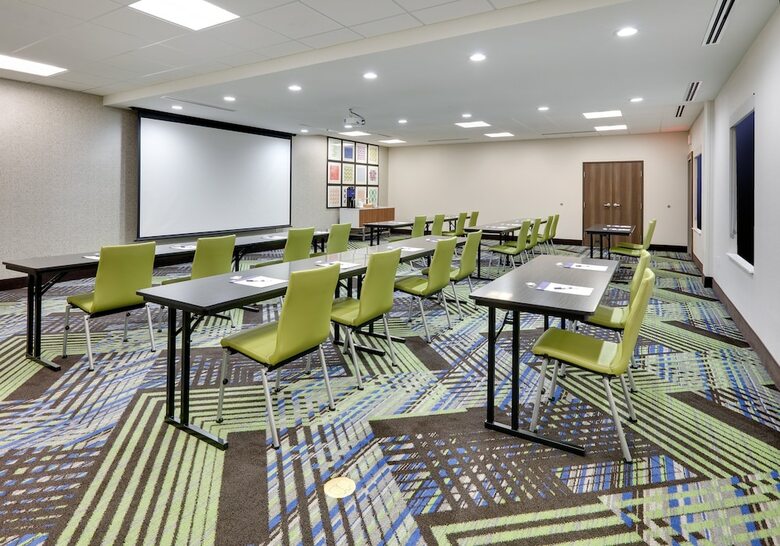 Hotel Holiday Inn Express & Suites Plano - The Colony