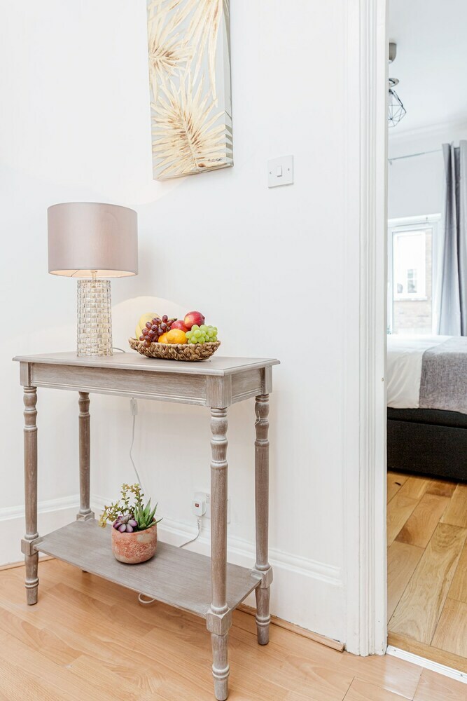 Trendy Covent Garden Apartment