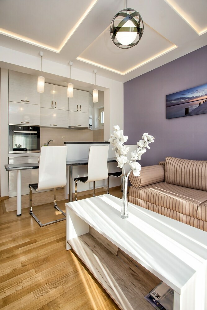 Lux Apartment Goodness
