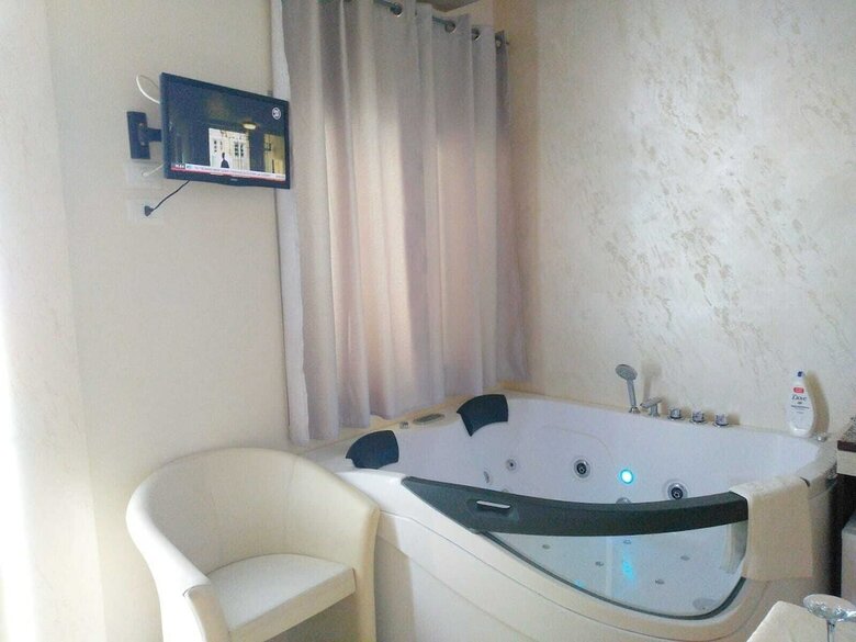 B&B Vistamareblu