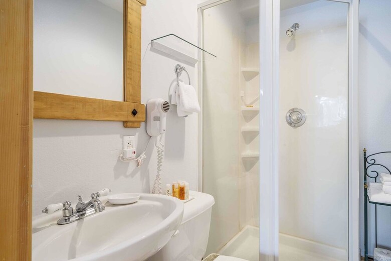 Cascades Townhomes Shasta 4