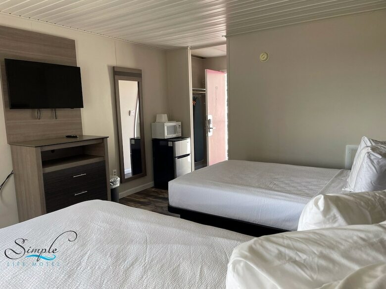 Simple Life Motel