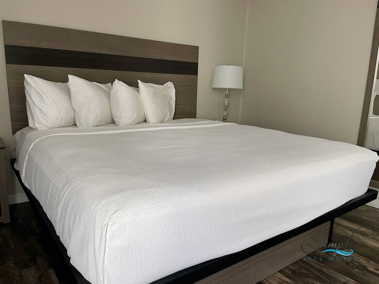 Simple Life Motel