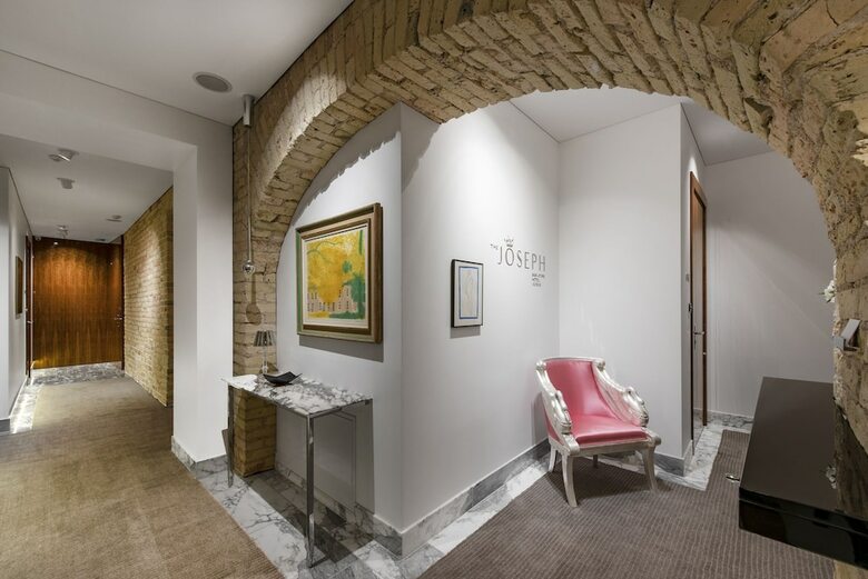 Hotel The Joseph Boutique Suites