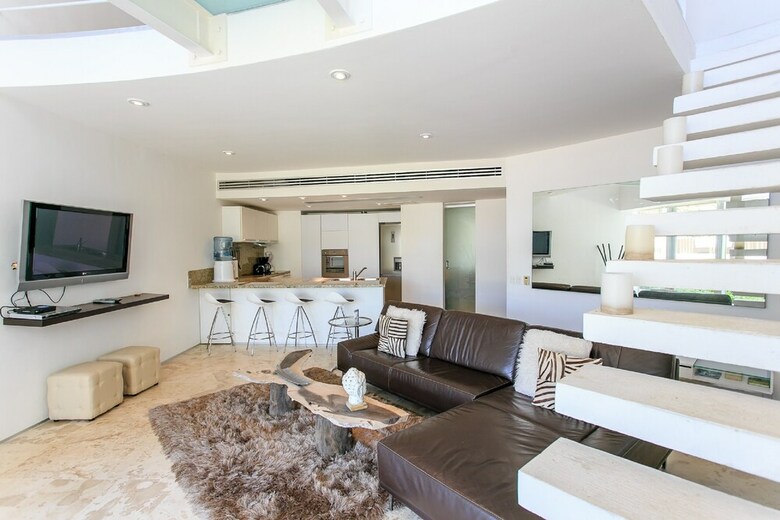 Aparthotel Luxury Condos At Magia