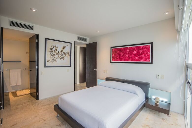 Aparthotel Luxury Condos At Magia