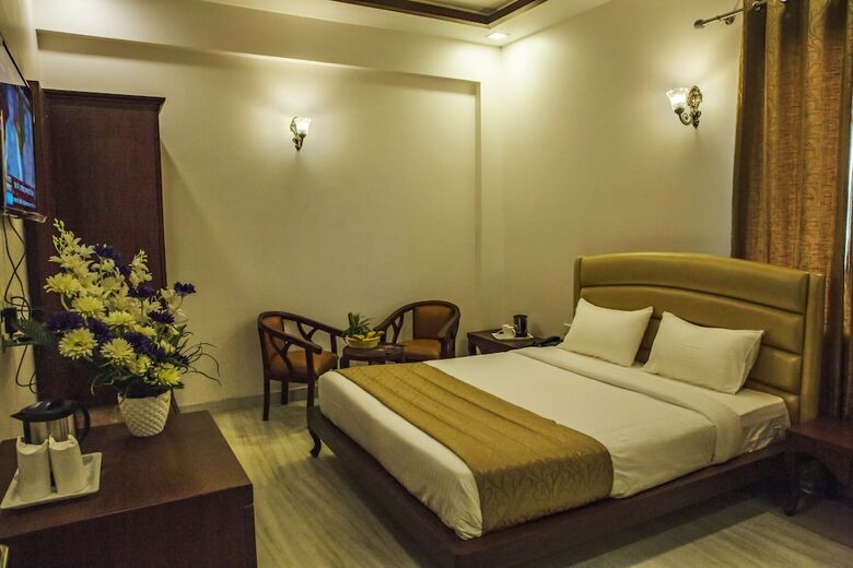 Hotel The Agra Grande