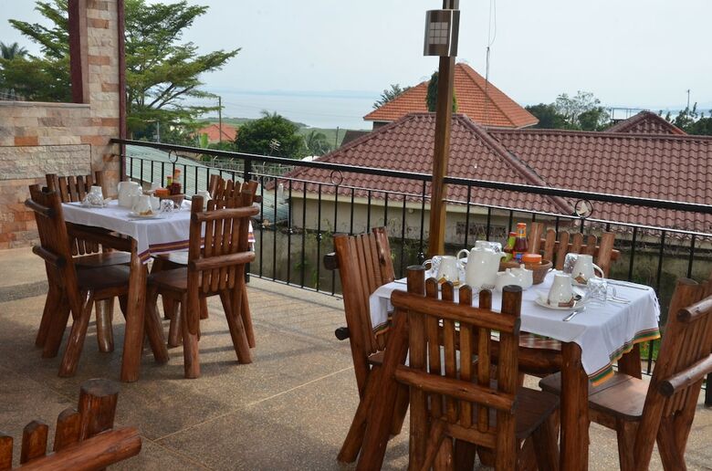 Bed & Breakfast Airport Link Guest House