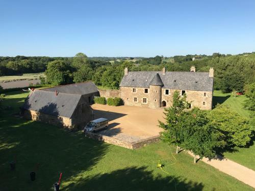 G�te Du Manoir Du Cosquer