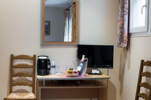 Hotel Logis Auberge Du Grand Ch�ne