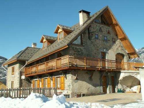 Hostal La Ferme De La Tour