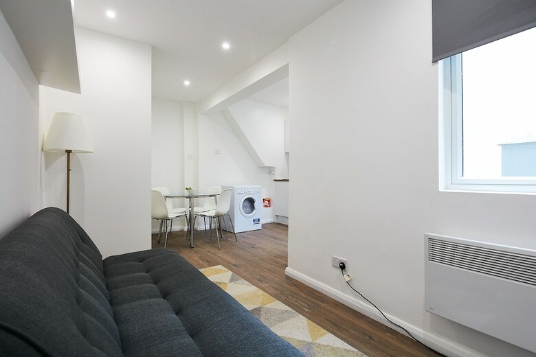 Charmstay Apartments