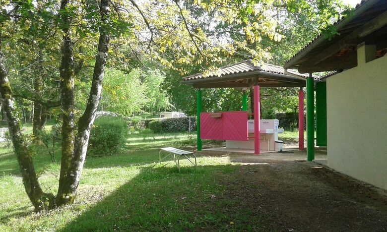Camping Le Repaire - Tente Am�nag�e
